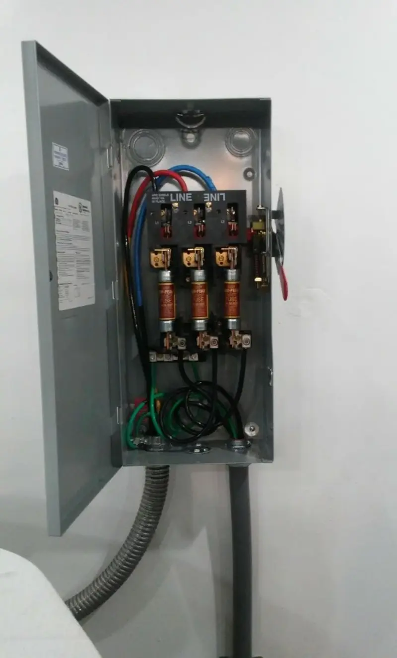 Three-phase disconnect switch installed for Electrical Wiring & Rewiring in La Marque
